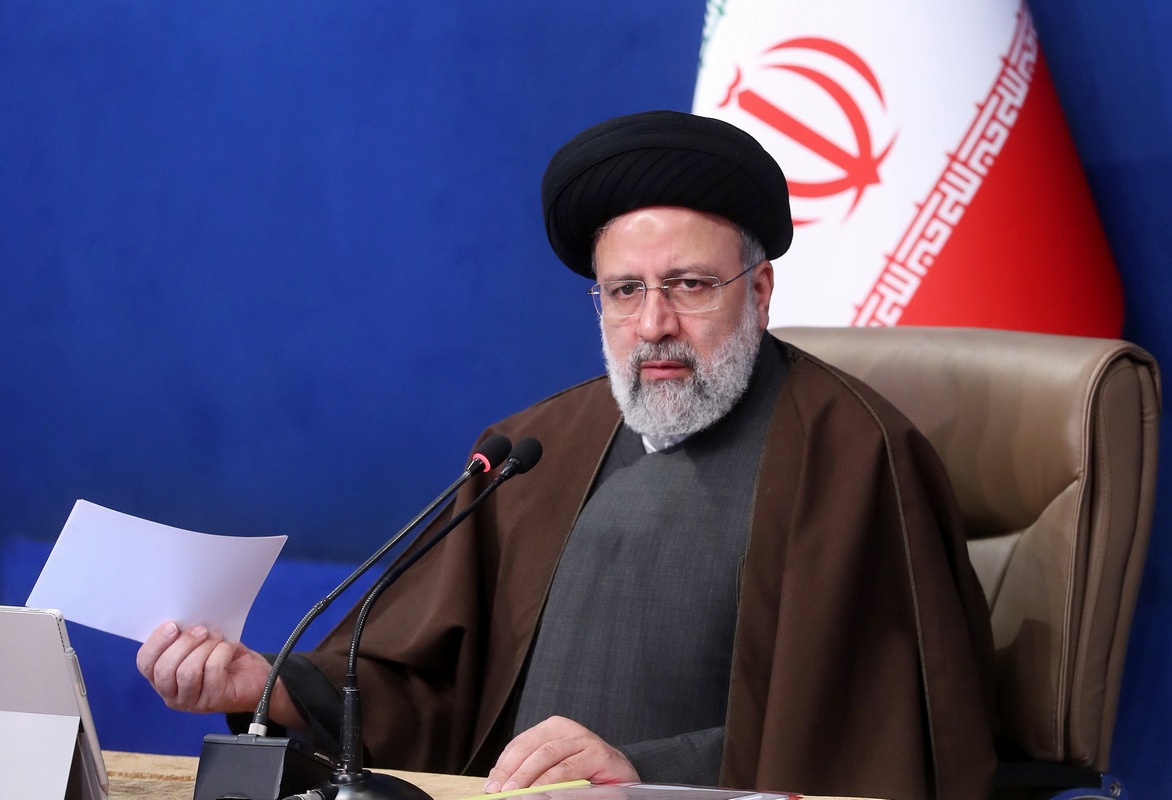 ابراهیم رئیسی: هیچ‌کس ممنوع‌الورود نیست و همه ایرانیان می‌توانند به داخل کشور تردد کنند
