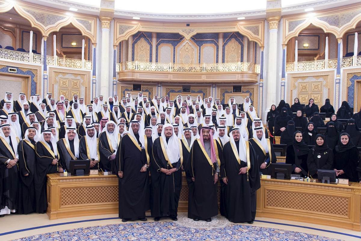 سرود ملی و پرچم عربستان سعودی تغییر می‌کند