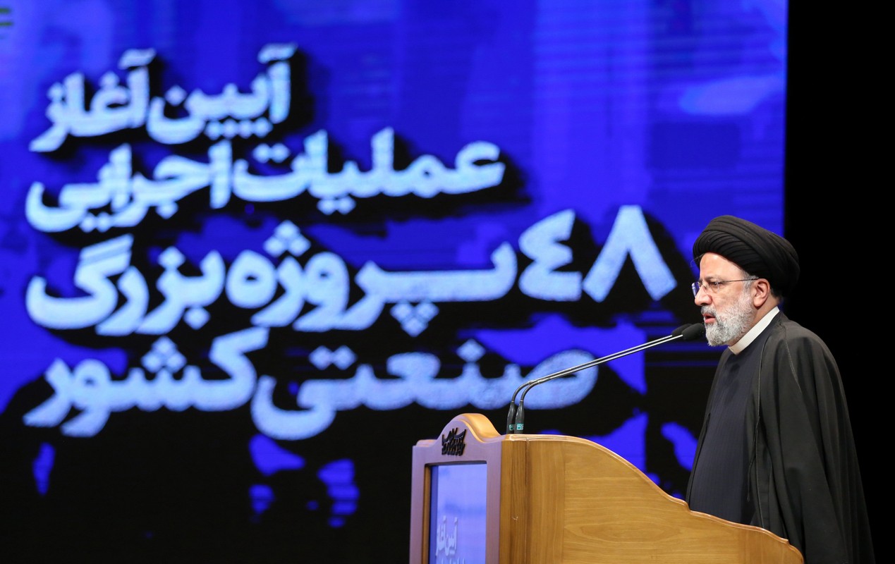رئیس جمهور: اقتصاد ایران نیازمند اقدامات بزرگ و ماندگار در عرصه کار و تولید است