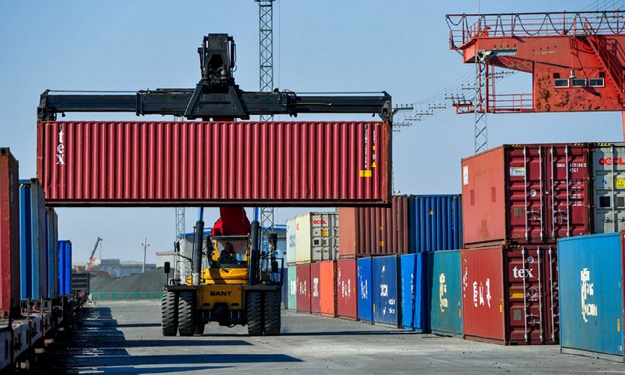 تجارت خارجی کشور در بهمن ماه به ۱۰ میلیارد دلار نزدیک شد