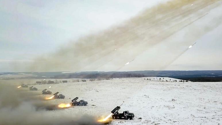 حمله نظامی روسیه به اوکراین با حملات موشکی و هوایی