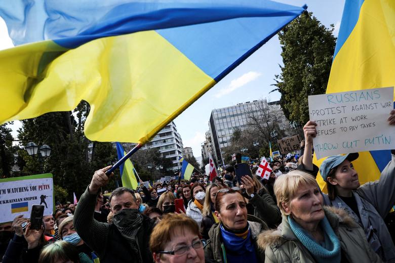 اعتراضات جهانی به حمله نظامی روسیه به اوکراین