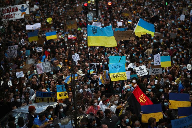 اعتراضات جهانی به حمله نظامی روسیه به اوکراین