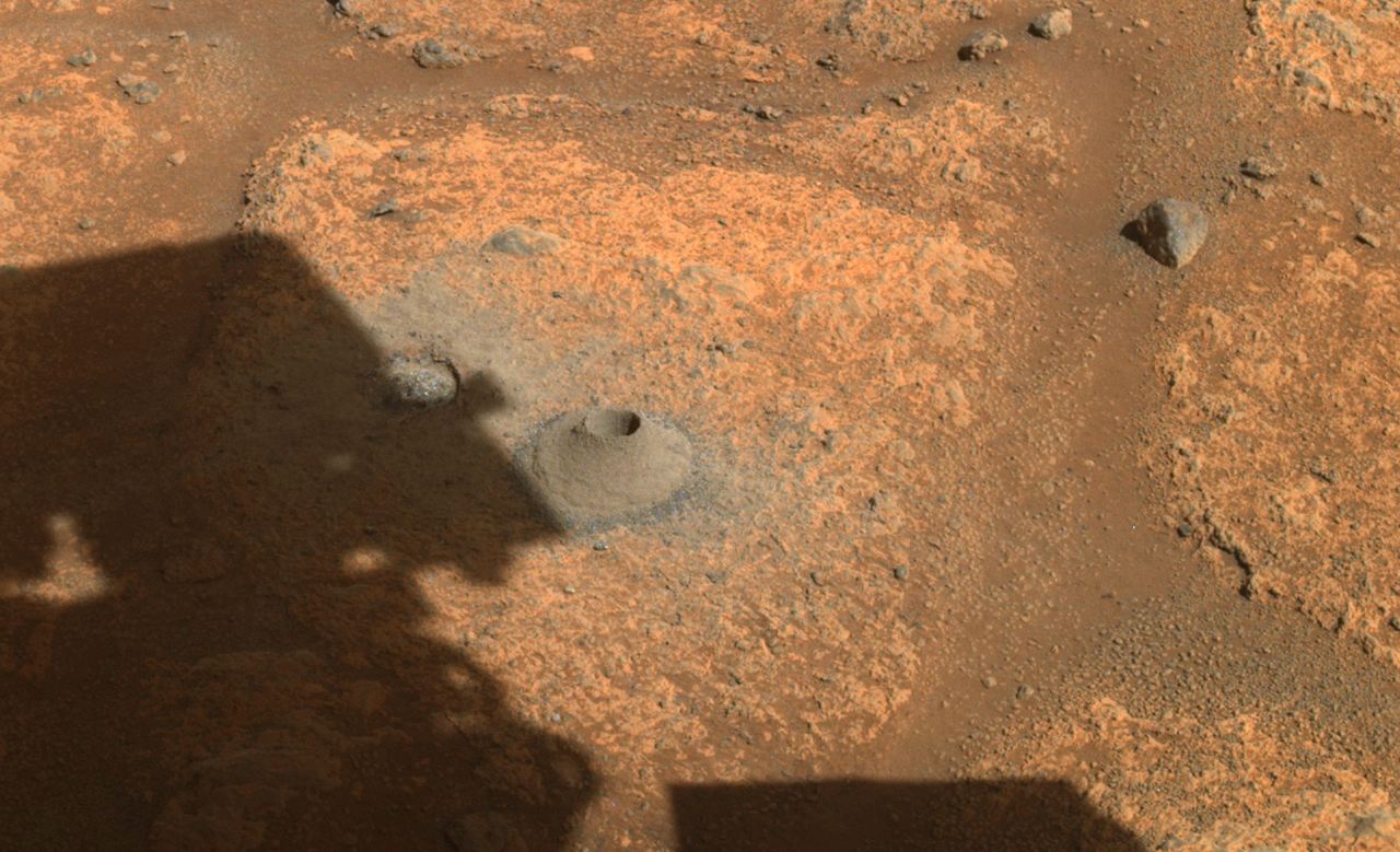آغاز عملیات حفاری در مریخ توسط کاوشگر ناسا