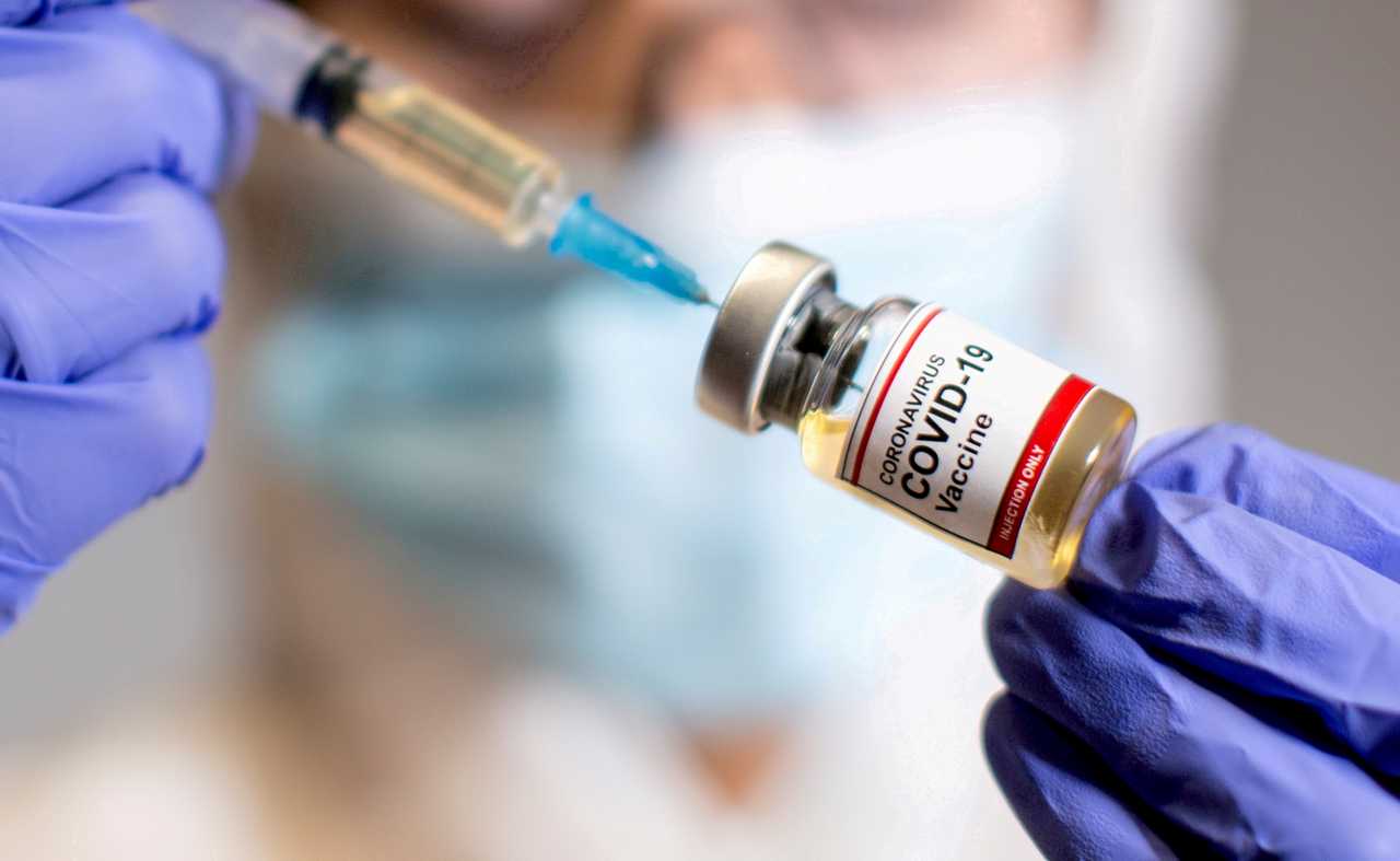 واکسن کرونا ما را ناقل می‌کند؟