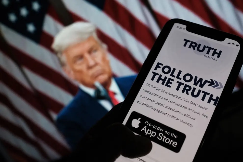 ترامپ از شبکه اجتماعی‌اش به نام «Truth» (حقیقت) رونمایی کرد