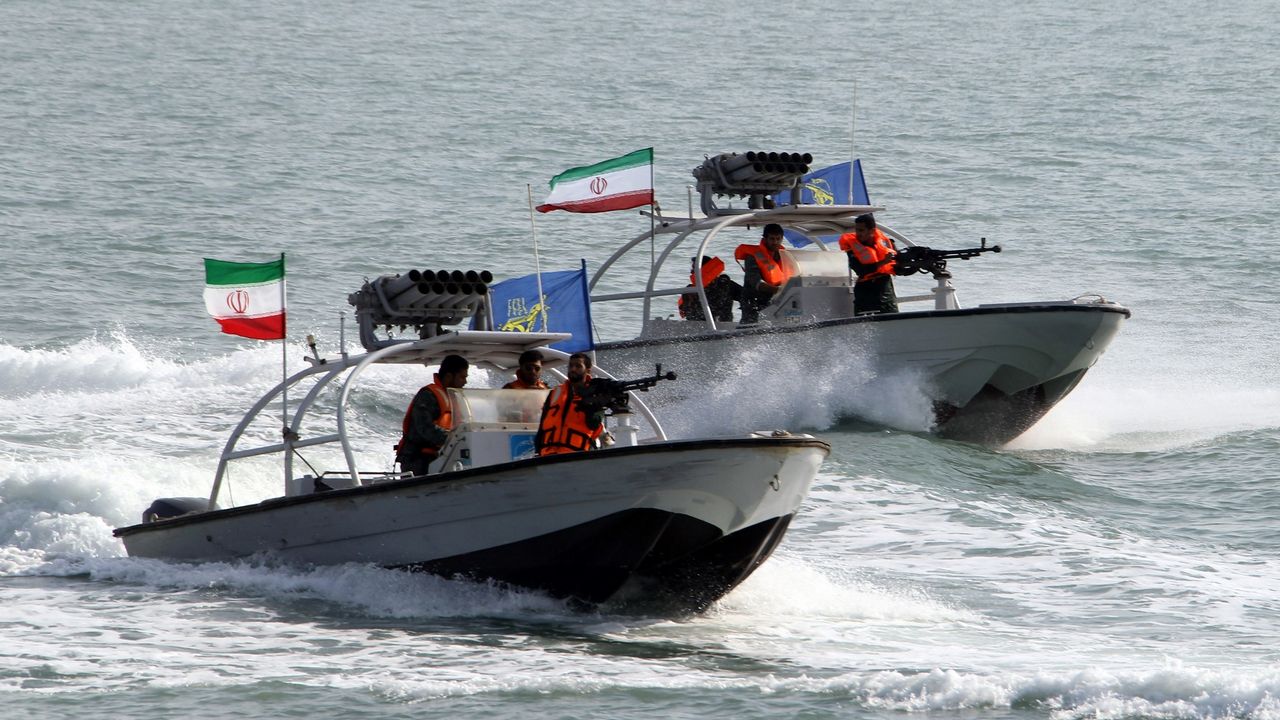 نیروی دریایی سپاه نفتکش ایرانی را از آمریکایی‌ها پس گرفت