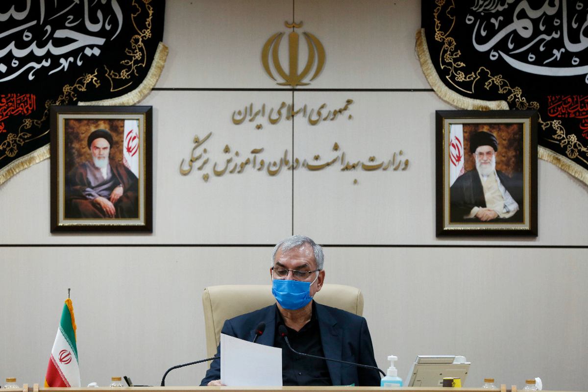 وزیر بهداشت: واکسیناسیون کرونا در ایران باعث شگفتی اندیشمندان شد
