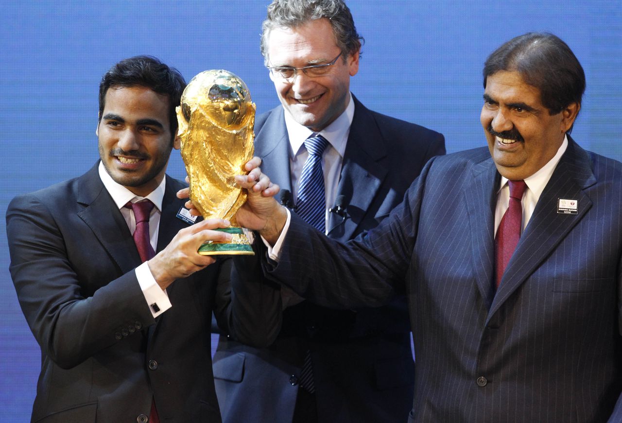 همکاری یک افسر سابق سیا با دولت قطر برای کسب میزبانی جام جهانی