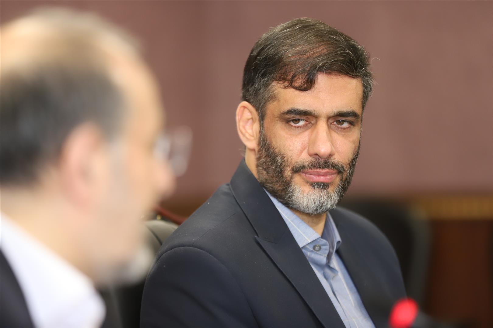 مشاور رئیس جمهور: اختلافات جزیره‌ای باید رفع شود