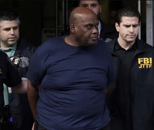 «فرانک جیمز» عامل تیراندازی مترو نیویورک دستگیر شد
