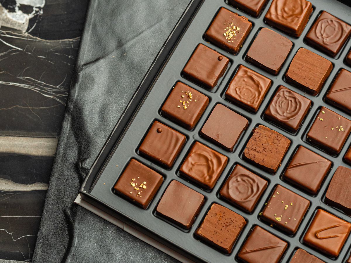چرا شکلات خوردن احساس خوبی دارد؟