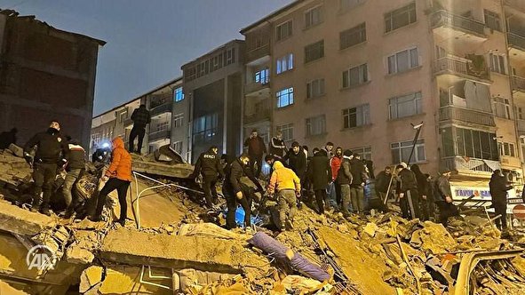 زلزله ۷.۸ ریشتری ترکیه و کل خاورمیانه را لرزاند