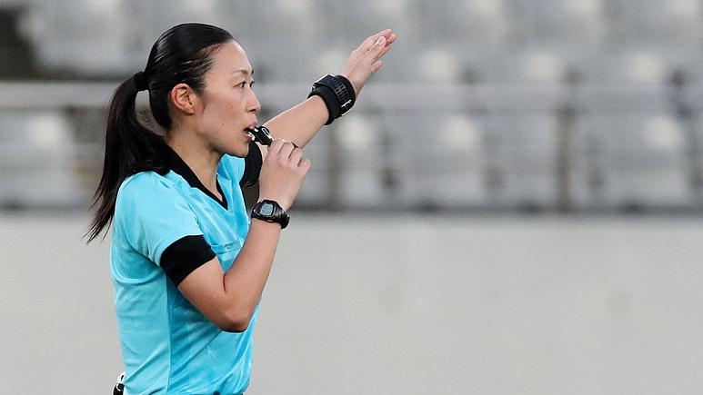 یک تیم داوری زن برای اولین بار مسابقه لیگ قهرمانان آسیا را قضاوت کردند