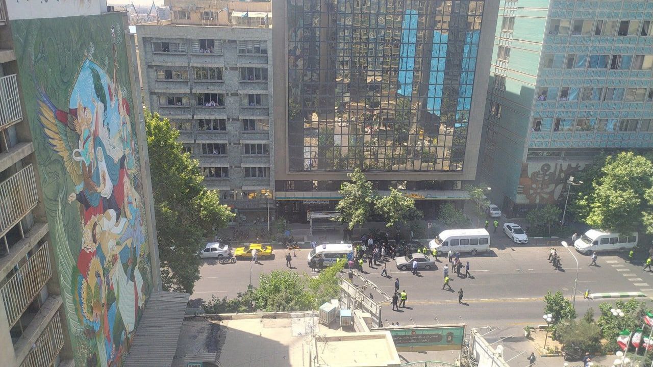 سوء قصد به سه مامور پلیس در خیابان طالقانی تهران