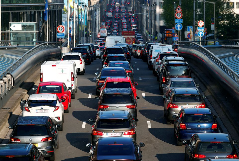 مخالفت آلمان با طرح اتحادیه اروپا برای ممنوعیت فروش خودرو‌های بنزینی و گازوئیلی