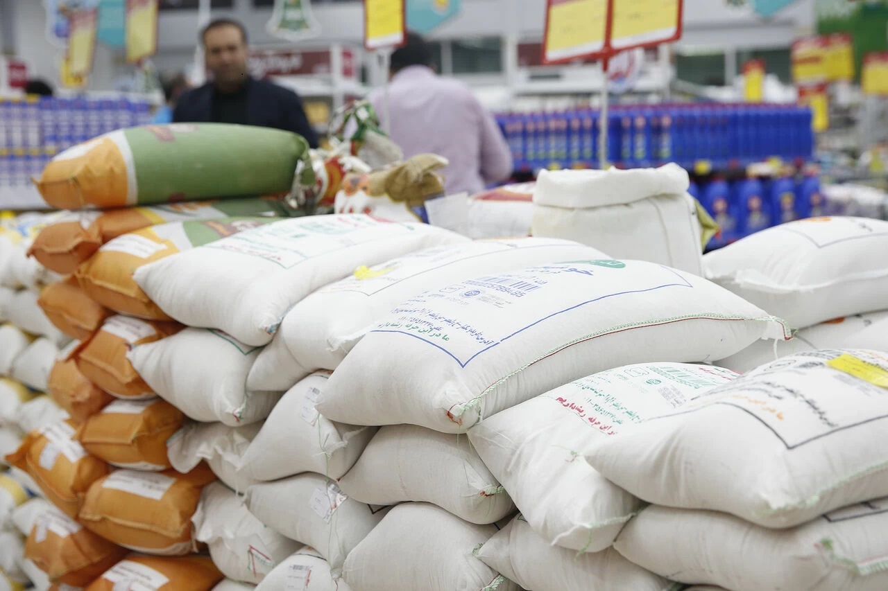 قیمت هر کیلو برنج ایرانی ۱۰ هزار تومان ارزان شد