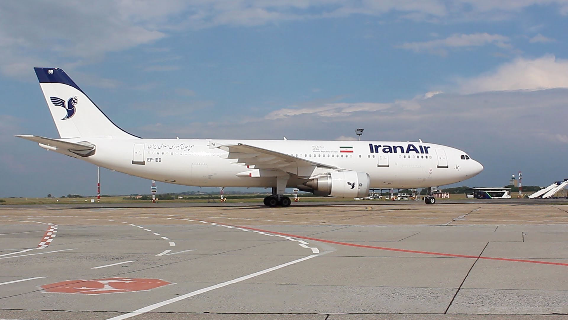 پرواز‌های مستقیم تهران - رم «هما» از سرگرفته می‌شود