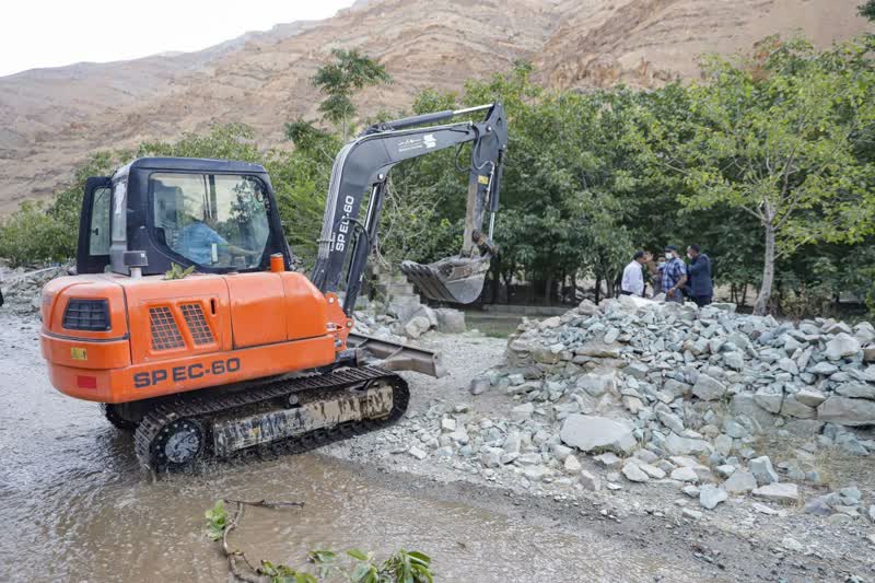 ۱۲ هکتار از ساخت و ساز‌های غیرمجاز بستر رودخانه فرحزاد تهران تخریب شد + عکس