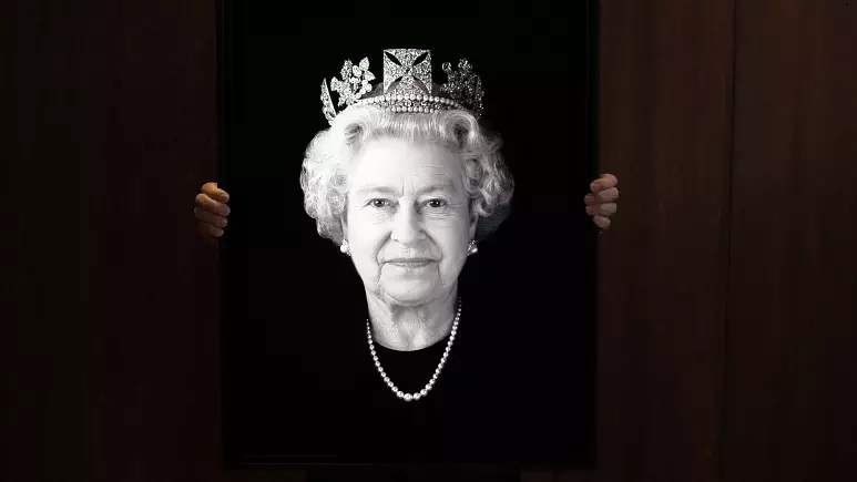 وقتی مرگ الیزابت دوم اعلام شود چه اتفاقی در بریتانیا می‌افتد؟