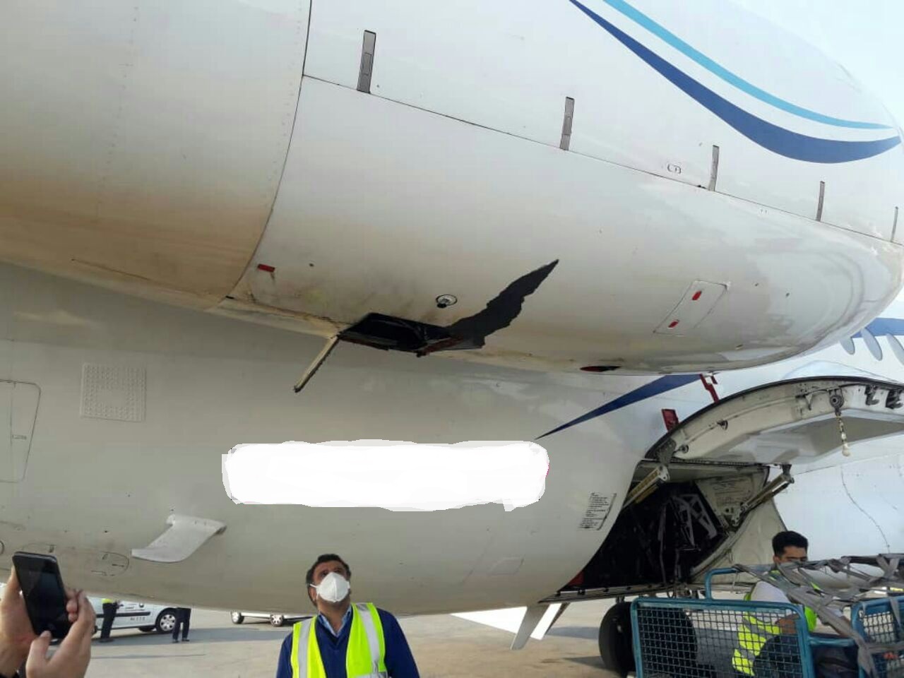 حادثه در فرودگاه مهرآباد؛ موتور هواپیما فوکر ۱۰۰ منفجر شد