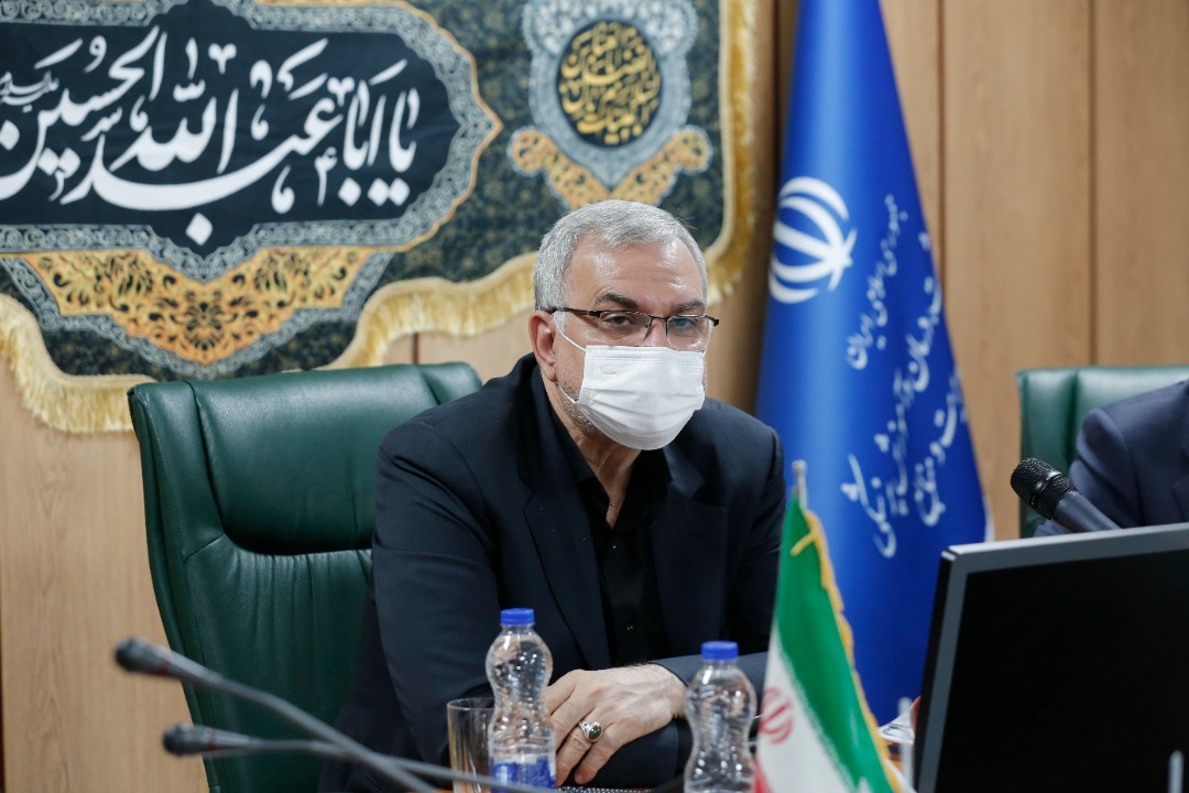 وزیر بهداشت: کشور در دوران قبل از انقلاب اسلامی کاملا به خارج وابسته بود