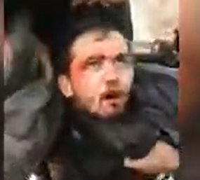 لحظه دستگیری تروریست مسلح در حرم شاهچراغ (ع)