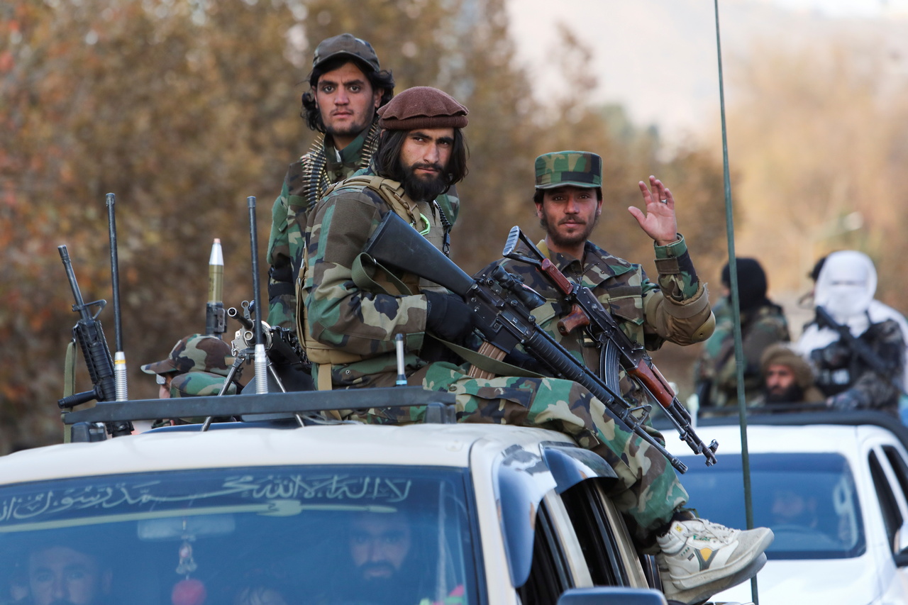رزمایش نظامی طالبان در نزدیکی مرز ایران