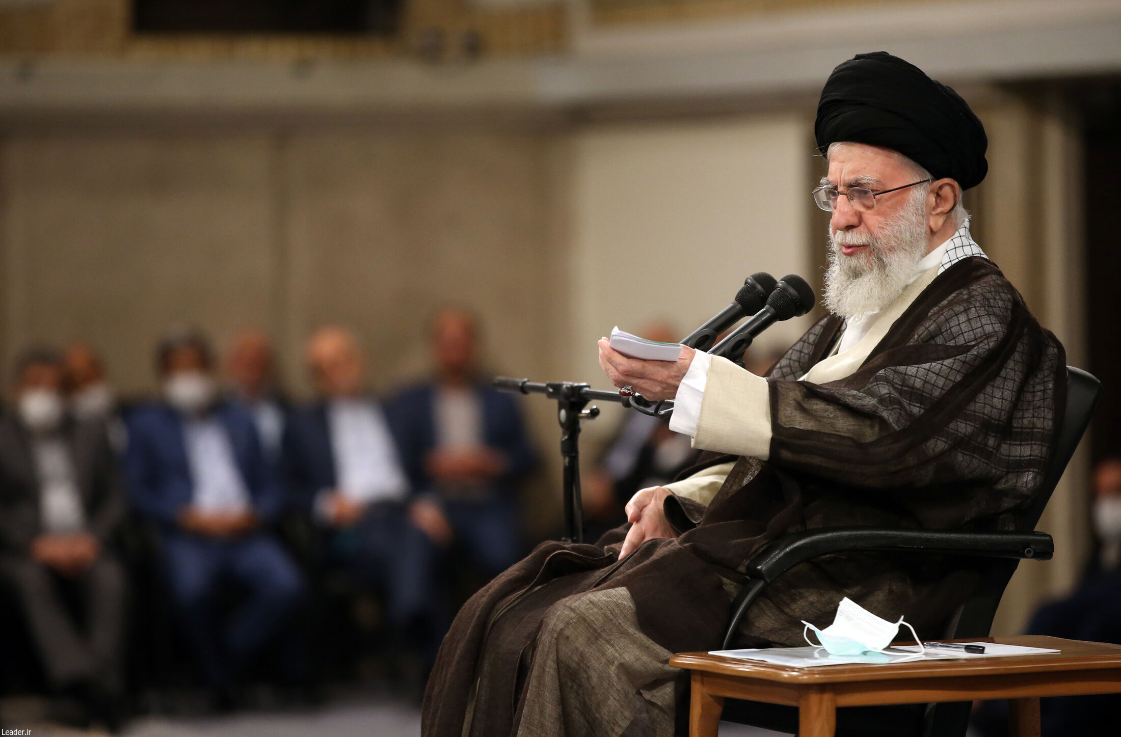 آیت‌الله خامنه‌ای: درخواست‌های زورگویانه و ادعا‌های گاه و بیگاه و خلاف واقع را قبول نکنید