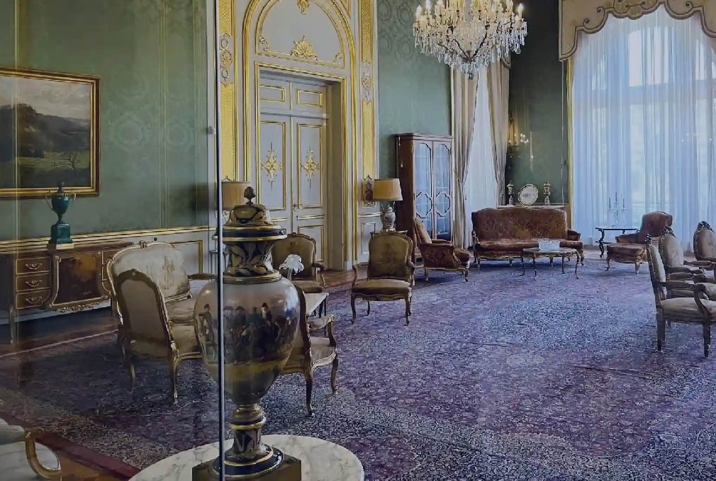 علی اصغر مونسان: اگر فرش‌ها ارزش تاریخی داشت در موزه نگهداری می‌شد