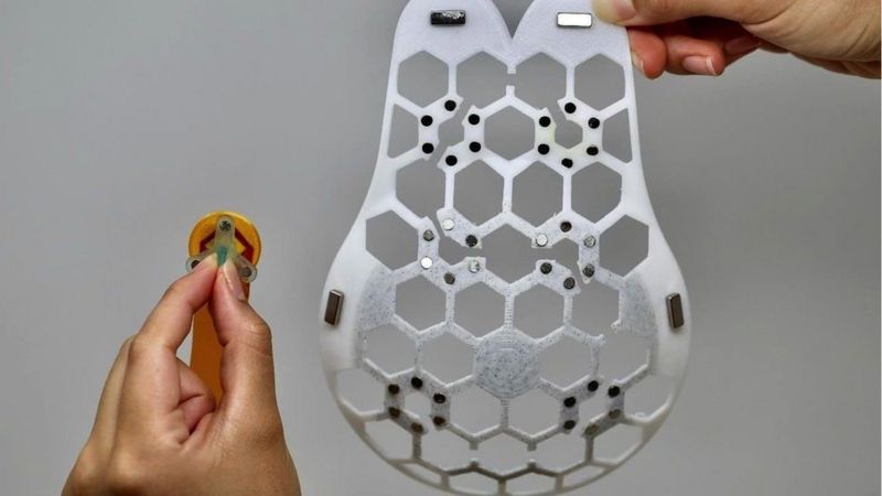 ساخت یک ابزار پوشیدنی برای تشخیص سرطان پستان