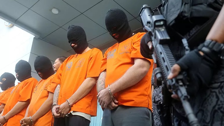 ۸ ایرانی در اندونزی به اتهام قاچاق مواد مخدر به اعدام محکوم شدند